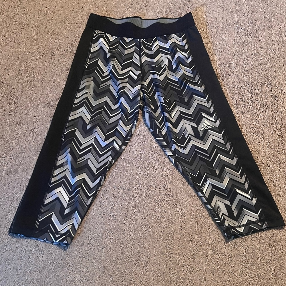 Adidas capris